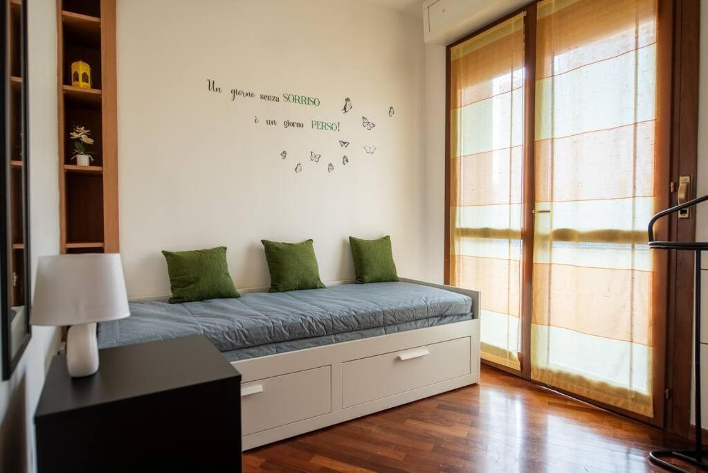 Attico Vicino Milano, Mxp, Rho Fiera Appartement Busto Arsizio Buitenkant foto